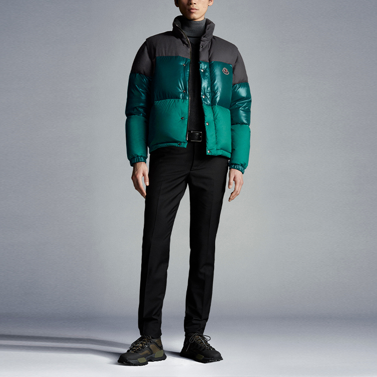 Lookbook Moncler Aveillan Series Jaket Puffer Hijau Lengan Lepas. G20911A0004454272950