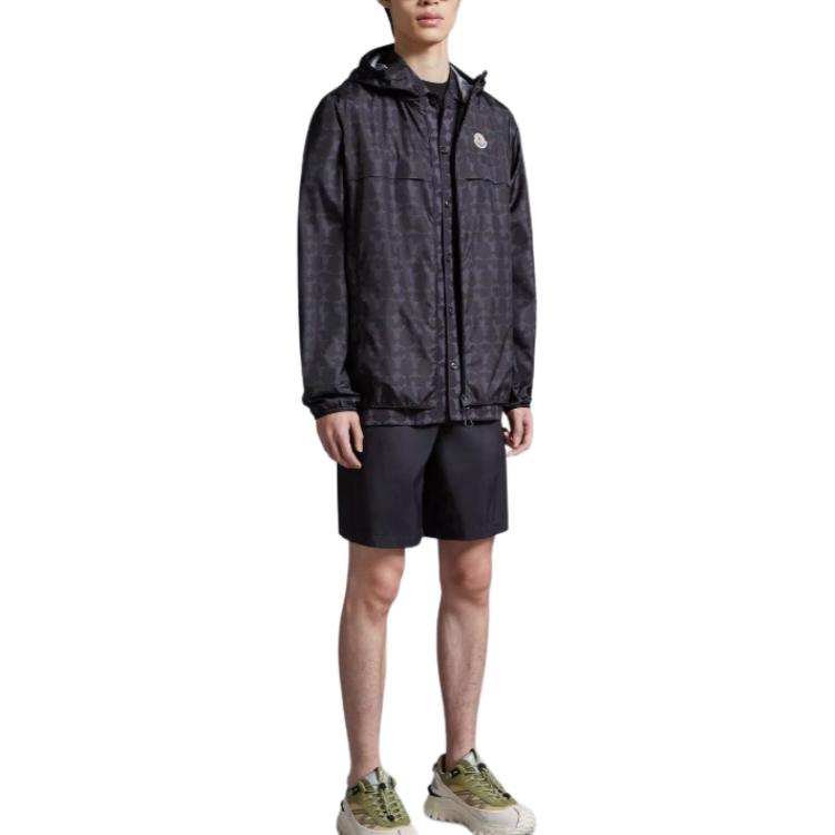 Purchase Moncler 黑色連帽滿版印花拉鍊Logo外套 J10911A00151597KPF99