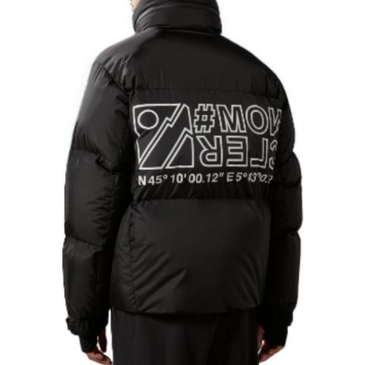 Shop 몽클레르 블랙 로고 스탠드 칼라 풀집 다운 자켓 I20971A000235399E-999