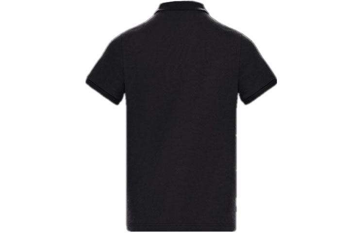 Lookbook Moncler Kaos Polo Hitam dengan Kancing Mutiara dan Logo Subtle. 0918A7070084556999
