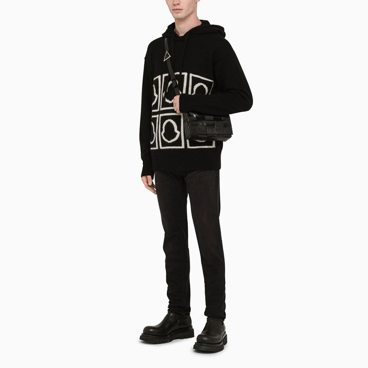 Moncler Black Pullover Hoodie with Logo Design. 9C00013M1240999 圖 4