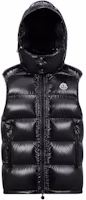 Moncler Bormes FW24 Black Down Vest with Detachable Hood Unisex. J20911A0011668950999 Moncler Bormes FW24 Black Down Vest with Detachable Hood Unisex. J20911A0011668950999