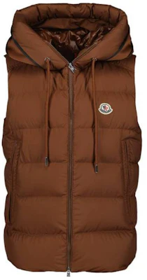 Moncler Coklat Logo Puffer Vest dengan Zip Penutup I20911A0018154A8126I Buy Moncler Coklat Logo Puffer Vest dengan Zip Penutup I20911A0018154A8126I