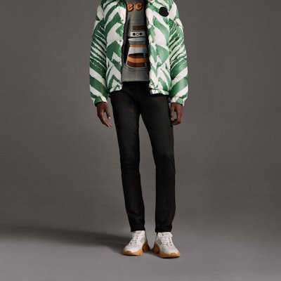 Moncler Bull Logo Cotton Track Pants for Men F20922A7186054AT7999 Shop Moncler Bull Logo Cotton Track Pants for Men F20922A7186054AT7999