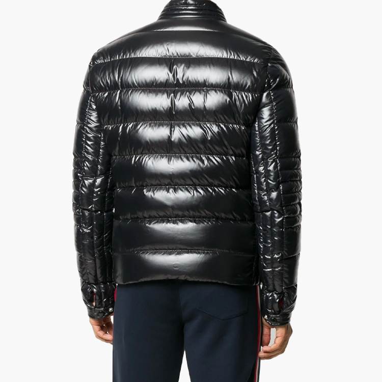 Moncler Caroux Black Unisex Goose Down Ski Jacket with Logo Patch F20911A5810068950999 圖 5