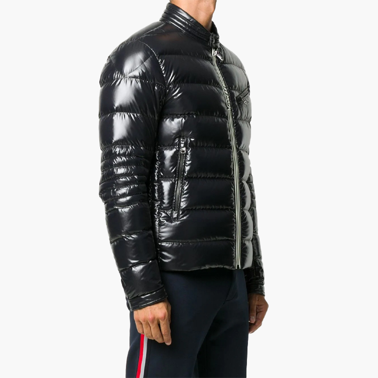 Moncler Caroux Black Unisex Goose Down Ski Jacket with Logo Patch F20911A5810068950999 圖 6
