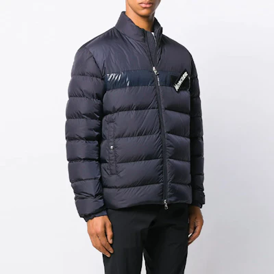 Chaqueta Informal Moncler de Plumón Azul Marino E2091419408568352742 Lookbook Chaqueta Informal Moncler de Plumón Azul Marino E2091419408568352742