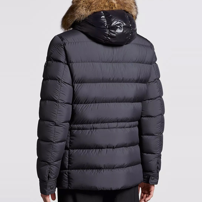 Purchase Moncler Chevreuse FW24 Jaket Pendek Unisex Hitam dengan Hood Boleh Ditanggal. J20911B00006549SK999