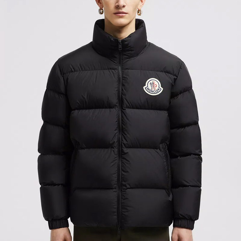 Shop Moncler Citala FW24 Chaqueta Unisex Corta de Plumas con Logo - Negra. J20911A000745396L999