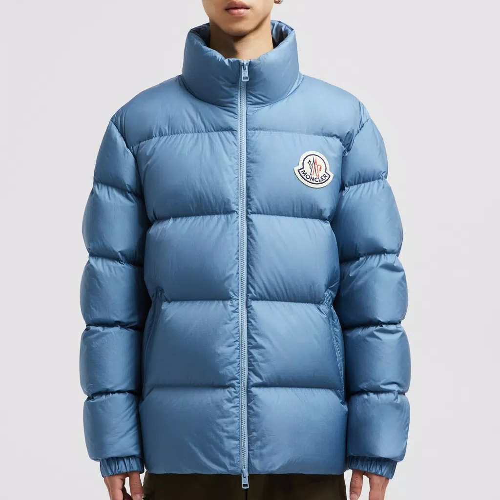 Shop Moncler Citala 系列 FW24 浅蓝色轻羽绒外套 男女通用 带徽标贴牌 J20911A000745396L71G
