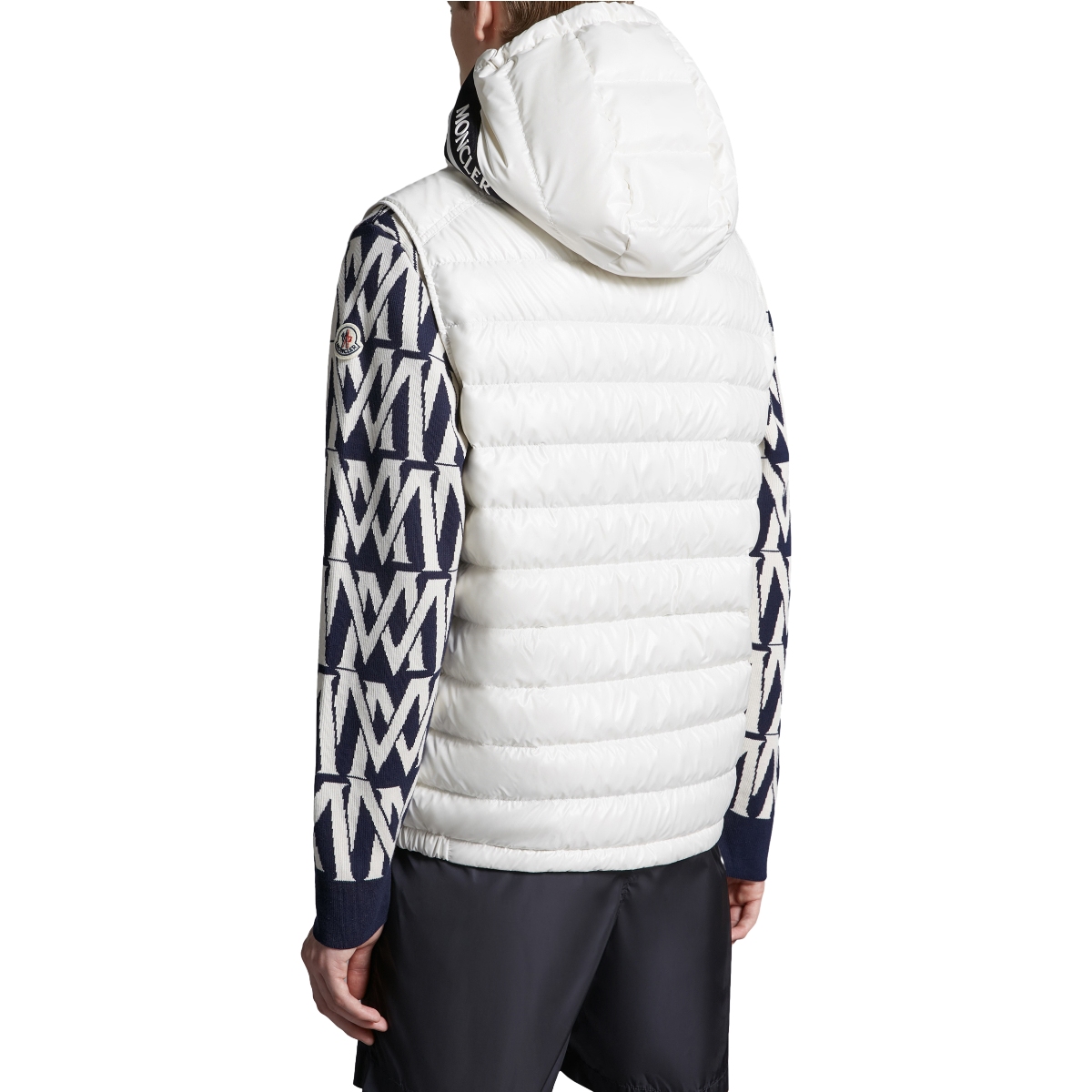 Purchase Moncler Clai SS24 Serie Año del Dragón Chaleco con Capucha Blanco Hombre. J10911A00057595ZJ034