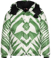 Moncler Classic Reversible Hooded Down Jacket Unisex Green F20921A5287053A1M835 Moncler Classic Reversible Hooded Down Jacket Unisex Green F20921A5287053A1M835