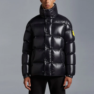 Moncler Dervox FW23 Chaqueta Corta Unisex Negra para Esquí Temporada Invierno. I20911A00165595GJ998 Shop Moncler Dervox FW23 Chaqueta Corta Unisex Negra para Esquí Temporada Invierno. I20911A00165595GJ998