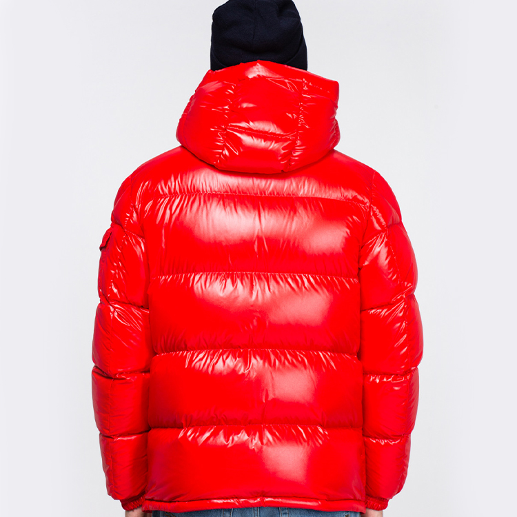 Moncler Ecrins Classic Arm Logo Red Winter Down Jacket 0911A5450068950455 圖 7