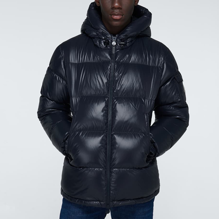 Moncler Ecrins Unisex Hooded Down Jacket in Solid Color 0911A5450068950742 圖 4