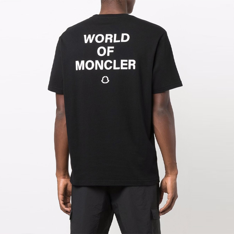 Shop Moncler Kaos Grafis Leher Bulat Depan dan Belakang. 8C000088392B999