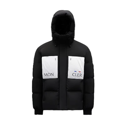 Moncler FW21 Black Logo Down Jacket. G20911A00149595K5999