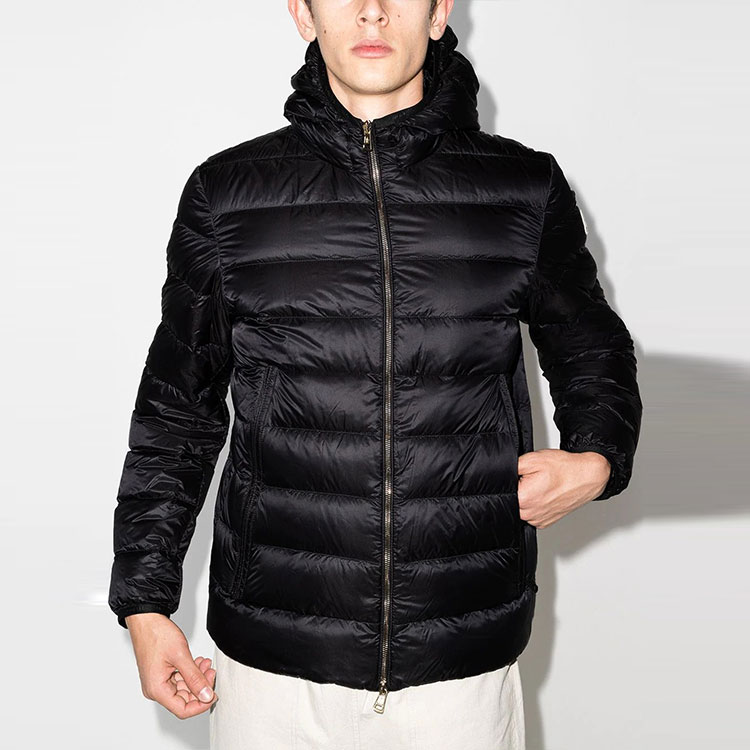 Moncler FW21 Black Logo Hooded Down Jacket. G10911A11300C0452999 圖 4