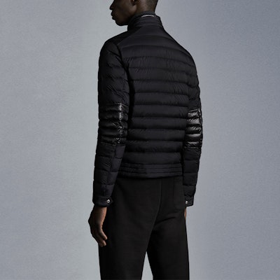 Moncler 2021秋冬黑色宽松高领拉链夹克外套. G10911A50C0053333999 Purchase Moncler 2021秋冬黑色宽松高领拉链夹克外套. G10911A50C0053333999