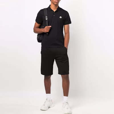 モンクレール FW21 メンズ ブラック ショートスリーブ ロゴ ポロシャツ. G20918A0001384673999 Lookbook モンクレール FW21 メンズ ブラック ショートスリーブ ロゴ ポロシャツ. G20918A0001384673999