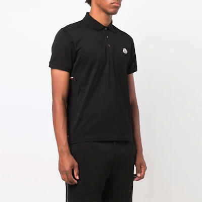 モンクレール FW21 メンズ ブラック ショートスリーブ ロゴ ポロシャツ. G20918A0001384673999 Shop モンクレール FW21 メンズ ブラック ショートスリーブ ロゴ ポロシャツ. G20918A0001384673999