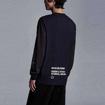 Moncler FW21 Embroidered Logo Crewneck Long Sleeve T-Shirt Black G209U8D000028392B999 Shop Moncler FW21 Embroidered Logo Crewneck Long Sleeve T-Shirt Black G209U8D000028392B999