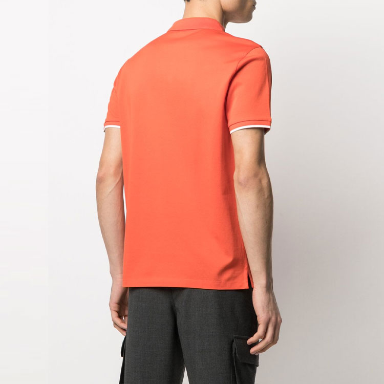 Shop Moncler FW21 Polo Camiseta Manga Corta con Logo Naranja. G10918A7240084673