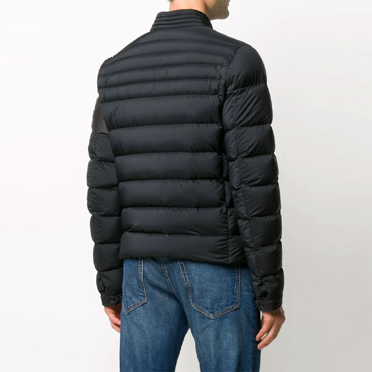 Moncler FW21 Padded Logo Detail Stand Collar Down Jacket Black F20911A54200C0572 圖 4