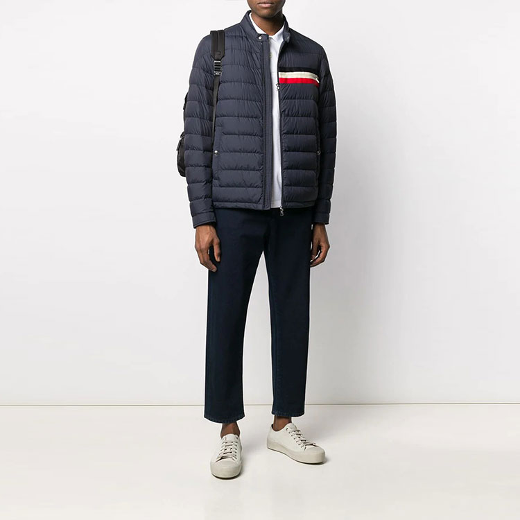 Moncler FW21 Printed Down Jacket Blue for Men. F10911A527005396F742 圖 3
