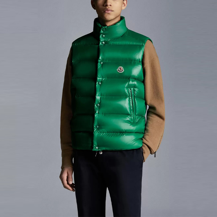 Purchase Moncler FW21 男士绿色亮面徽标设计尼龙羽绒马甲 G20911A0009668950845