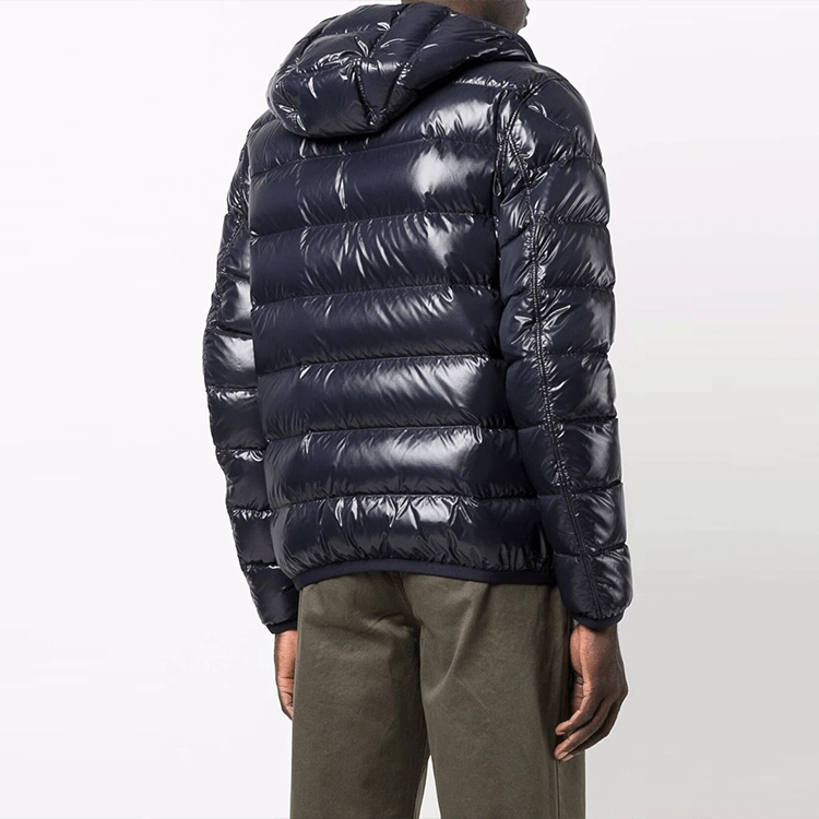 Moncler FW21 Reversible Printed Down Jacket Winter Navy Blue G20911A0001568950742 圖 5