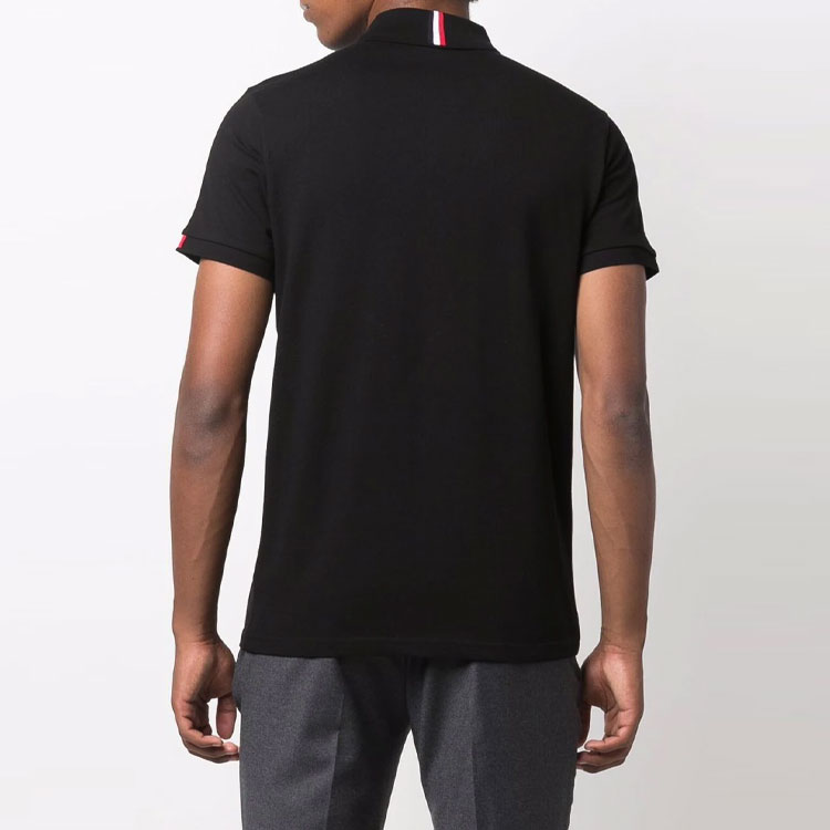 Purchase Polo de Manga Corta Moncler FW21 Color Sólido con Logo Patch. G20918A0001484556999