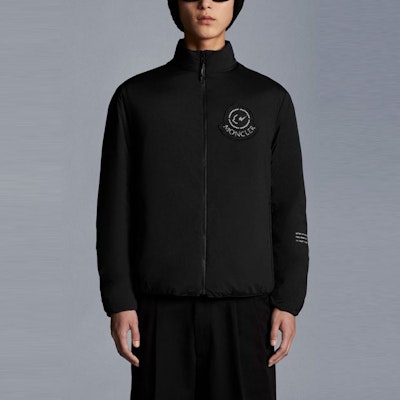 Moncler FW21 Stretch Nylon Logo Jacket in Black. G209U1A0000853132999 Lookbook Moncler FW21 Stretch Nylon Logo Jacket in Black. G209U1A0000853132999