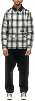 Moncler FW21 Jaket Hoodie Lengan Panjang Putih Motif Kotak. 1A00006595D6930 Lookbook Moncler FW21 Jaket Hoodie Lengan Panjang Putih Motif Kotak. 1A00006595D6930