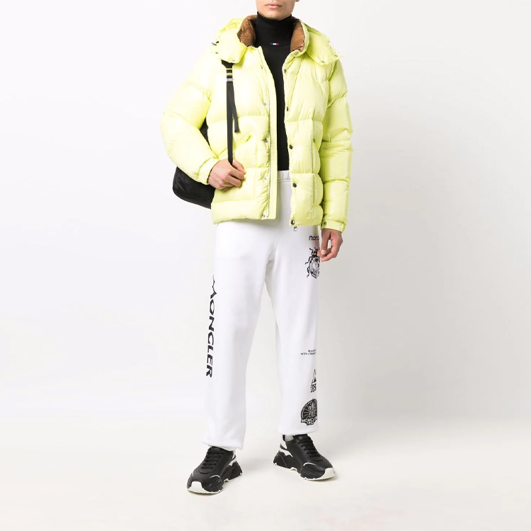 Lookbook Moncler FW21 White Slim Fit Sweatpants with Logo Print. G20928H00007809KX001