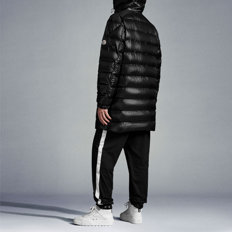 Moncler FW22  Black Hooded Down Jacket Winter Collection. H10911C00005M1591999 圖 4