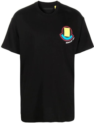 Moncler FW22 Black Logo Print Crewneck T-Shirt. H20928C00010M2326999 Order Moncler FW22 Black Logo Print Crewneck T-Shirt. H20928C00010M2326999