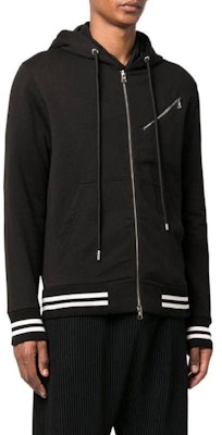 Moncler FW22 Jaket Hitam Logo Patch Berkerudung. 8G00048809KR999 Details for Moncler FW22 Jaket Hitam Logo Patch Berkerudung. 8G00048809KR999