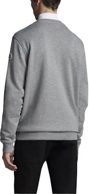 モンクレール FW22 グレー ロゴプリント クルーネック プルオーバースウェットシャツ. H10918G00013809KR989 Shop モンクレール FW22 グレー ロゴプリント クルーネック プルオーバースウェットシャツ. H10918G00013809KR989