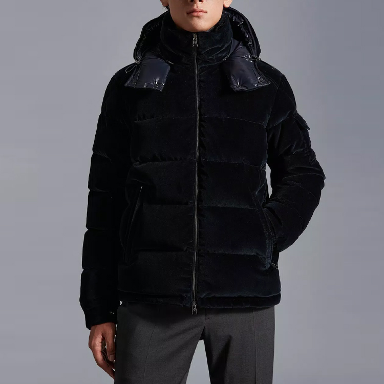 Moncler FW22  Navy Quilted Down Jacket with Hood. H20911A00250549TK743 圖 4