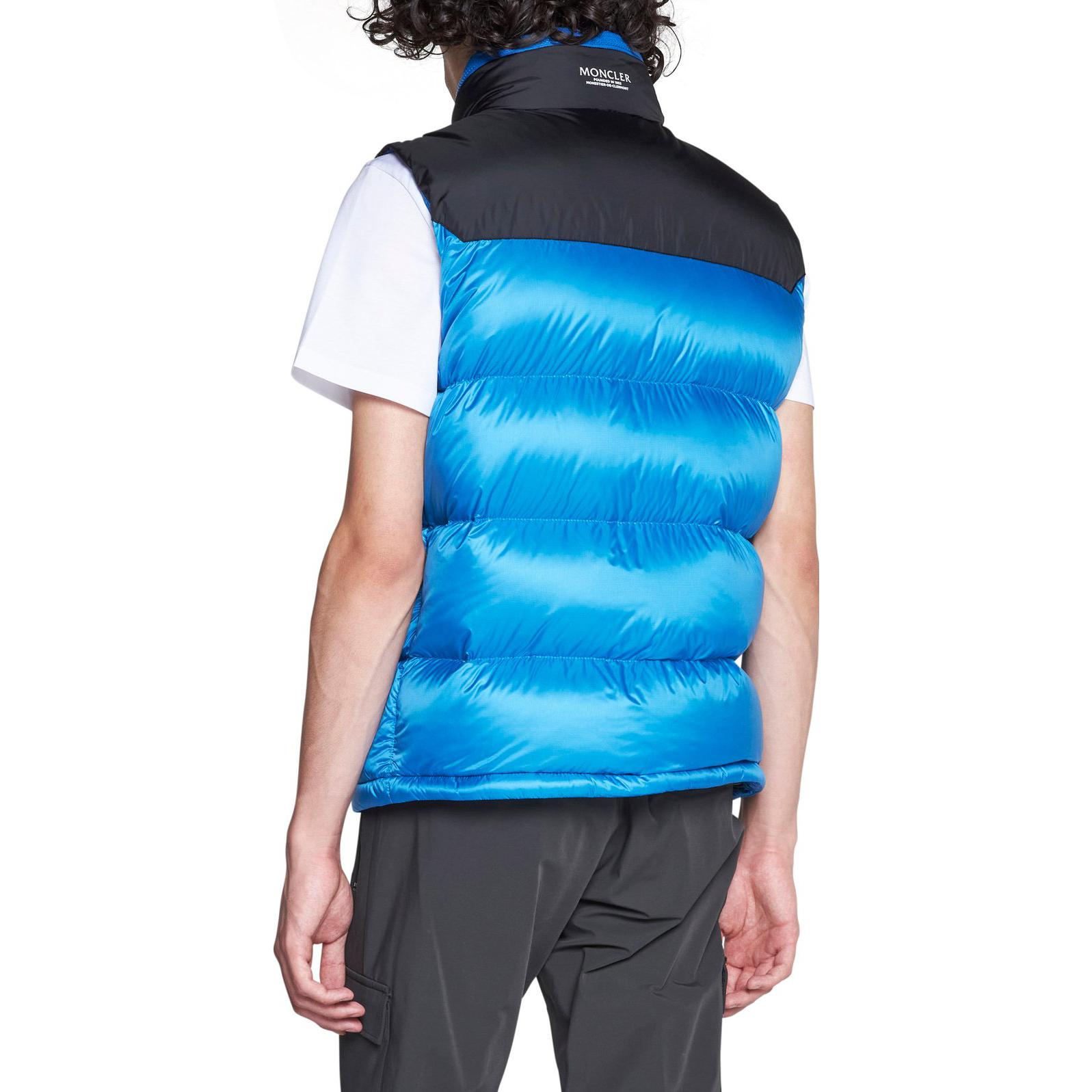 Shop Moncler FW22 無袖羽絨背心 藍色 1A001605967G-725