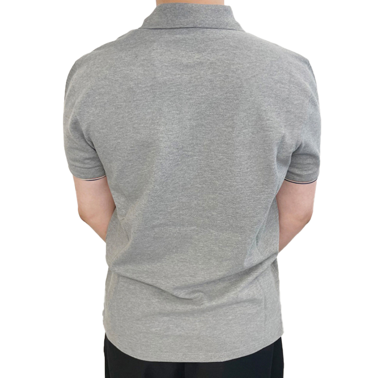 Purchase Moncler FW22 Polo Lengan Pendek Trim Kontras Solid - Abu-abu. 8A7340084556987