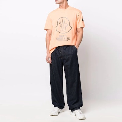 Moncler FW22 Straight-Leg Drawstring Casual Denim Pants. H10912A00023595YP780 Lookbook Moncler FW22 Straight-Leg Drawstring Casual Denim Pants. H10912A00023595YP780