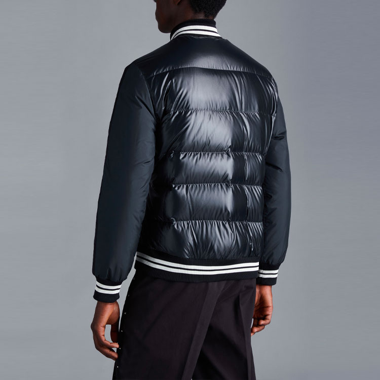 Moncler FW22  Torilis Striped Down Jacket Black Ski Season Style H20911A00106595ZJ999 圖 4