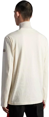 몽클레르 FW22 화이트 자수 크루넥 니트 스웨터 긴소매. H20918C000148390T02B Shop 몽클레르 FW22 화이트 자수 크루넥 니트 스웨터 긴소매. H20918C000148390T02B