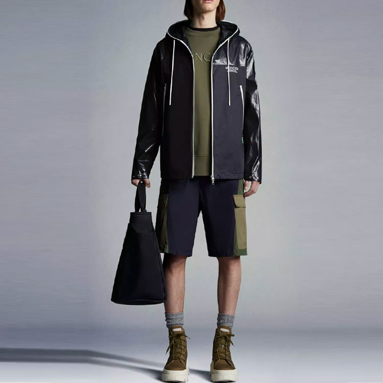 Lookbook Moncler FW22  Zip-Up Hooded Jacket with Long Sleeves and Patchwork Design H10911A00081595UP778