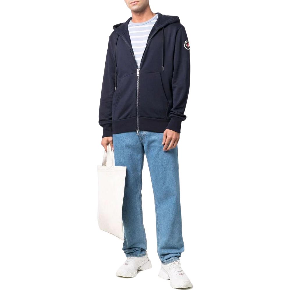 Lookbook Moncler FW22 Hoodie Hitam Logo Patch dengan Tali Serut dan Resleting. G20918G00033899FL778