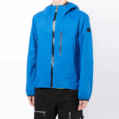 Chaqueta Azul con Capucha y Bolsillos Grandes Moncler FW22. 1A000945957C75N75N Purchase Chaqueta Azul con Capucha y Bolsillos Grandes Moncler FW22. 1A000945957C75N75N