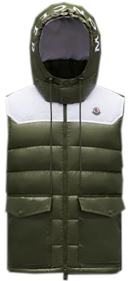 Moncler FW22 Genichi Chaleco Acolchado con Capucha Verde Oscuro Hombre. H10911A0015053A0E89A Order Moncler FW22 Genichi Chaleco Acolchado con Capucha Verde Oscuro Hombre. H10911A0015053A0E89A