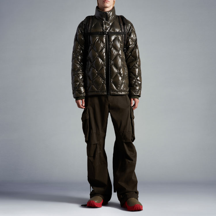 Moncler FW22 Glossy White Down Jacket Unisex - Stand Collar Zip-up Design. H20911A002005963V888 圖 3